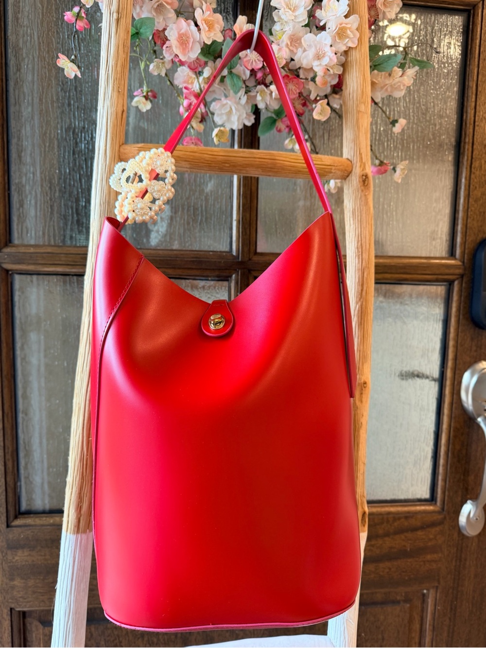 Elizabeth Arden Red Shoulder Tote Bag